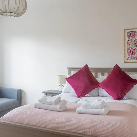 בית נופש Guestready - Amazing House In Sandymount *